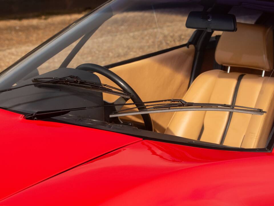 Image 8/50 of Ferrari 308 GTB (1976)