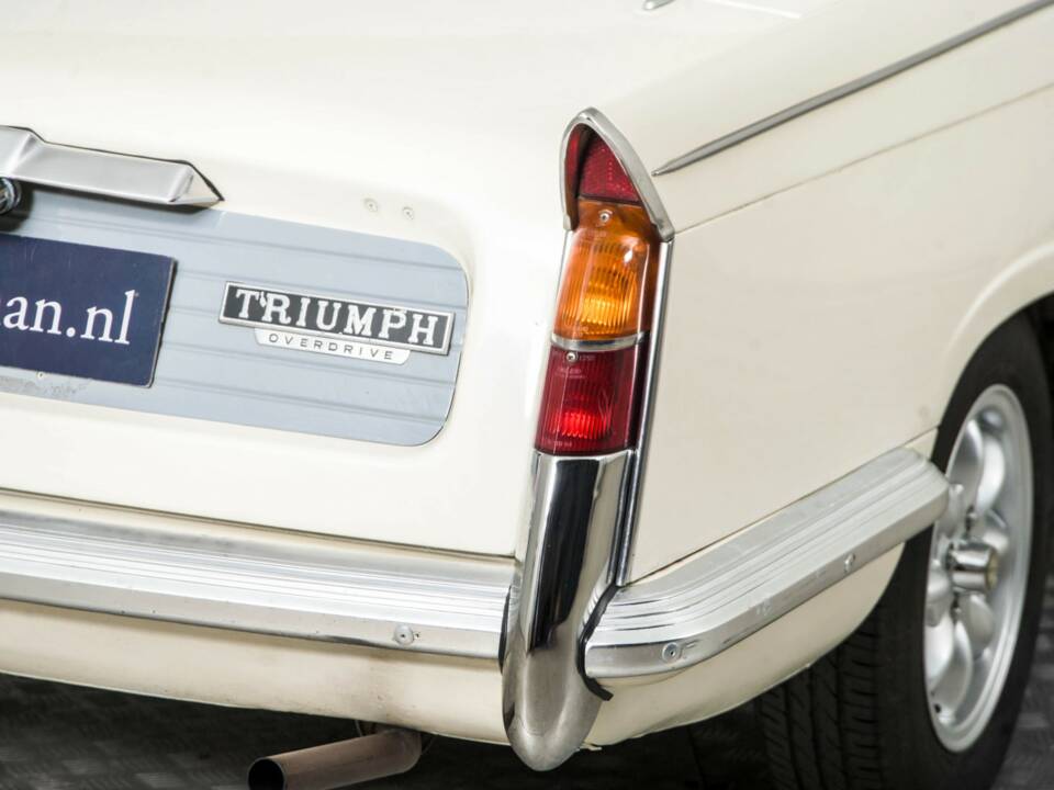 Bild 31/50 von Triumph Vitesse 6 (1970)