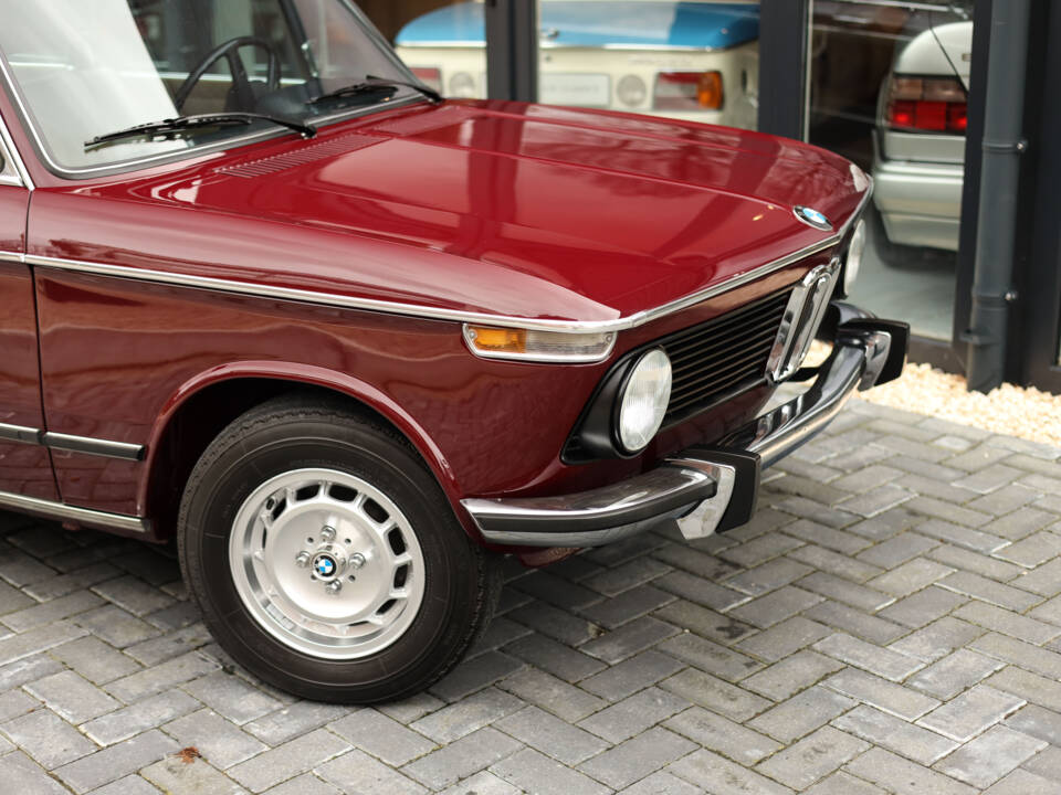 Image 30/75 de BMW 2002 tii (1974)