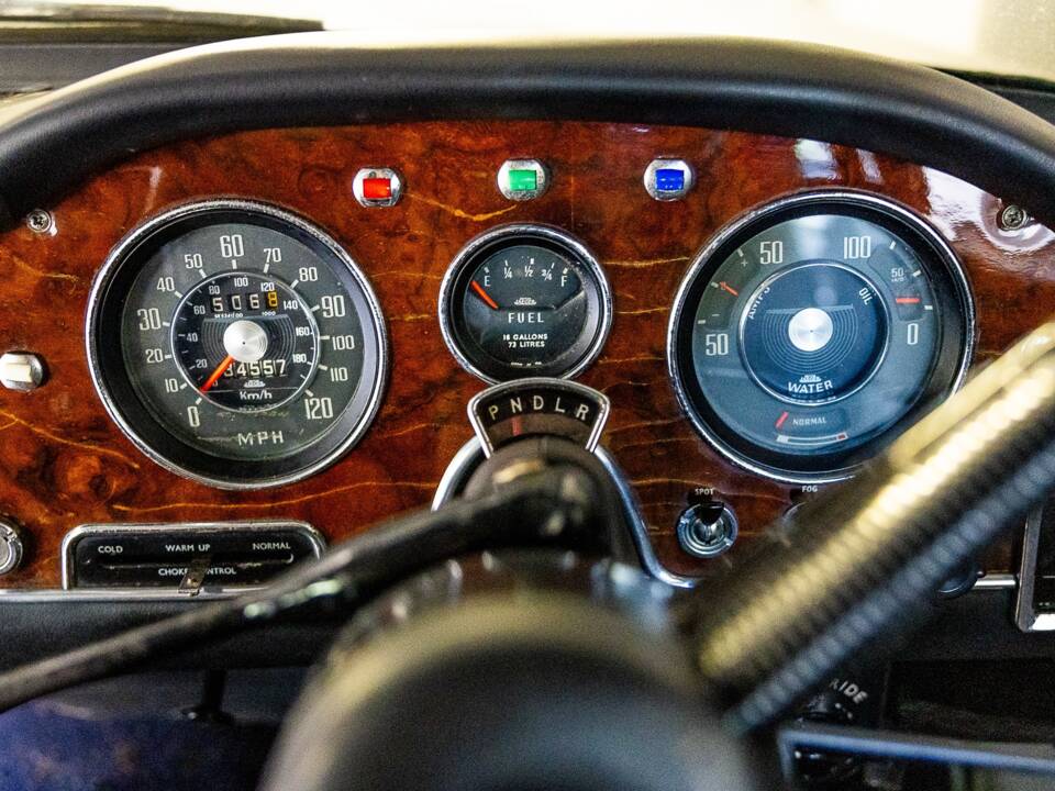 Immagine 5/44 di Humber Imperial (1965)