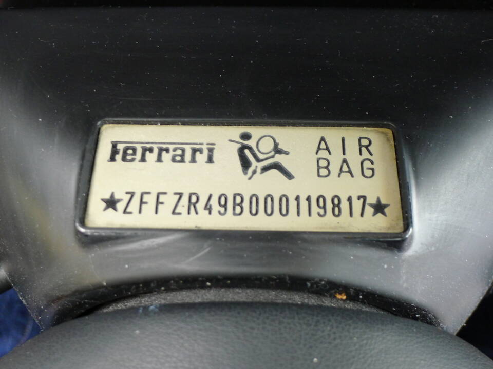 Image 40/41 of Ferrari 550 Maranello (2000)