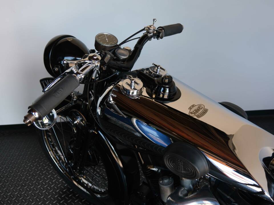 Image 87/99 of Brough-Superior SS 100 (1933)