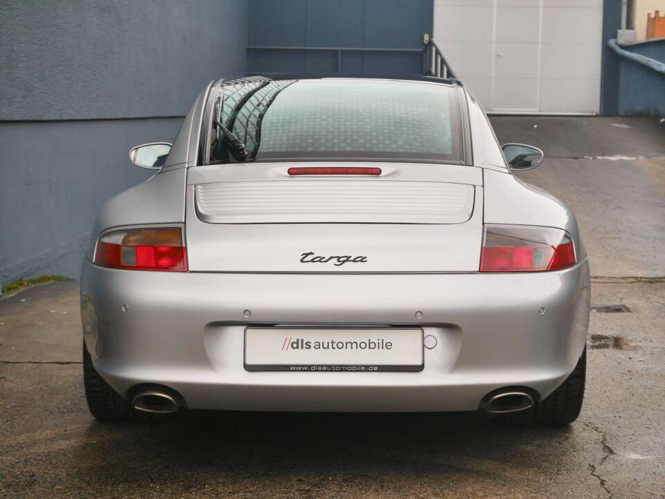 Bild 31/50 von Porsche 911 Carrera (2004)