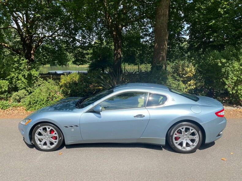 Image 22/50 de Maserati GranTurismo 4.2 (2008)