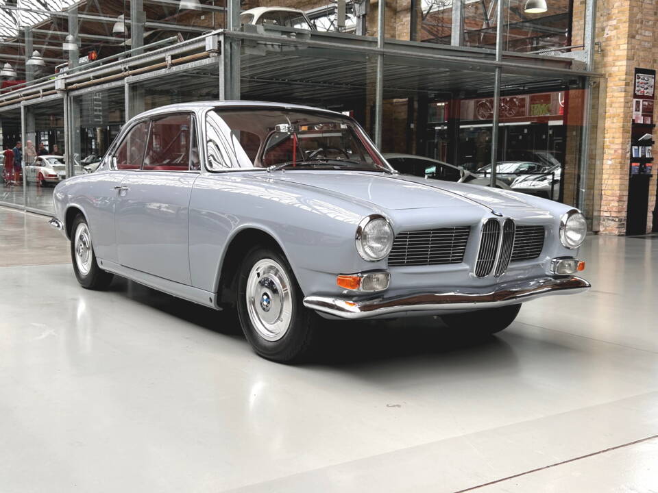 Image 6/34 of BMW 3200 CS (1965)