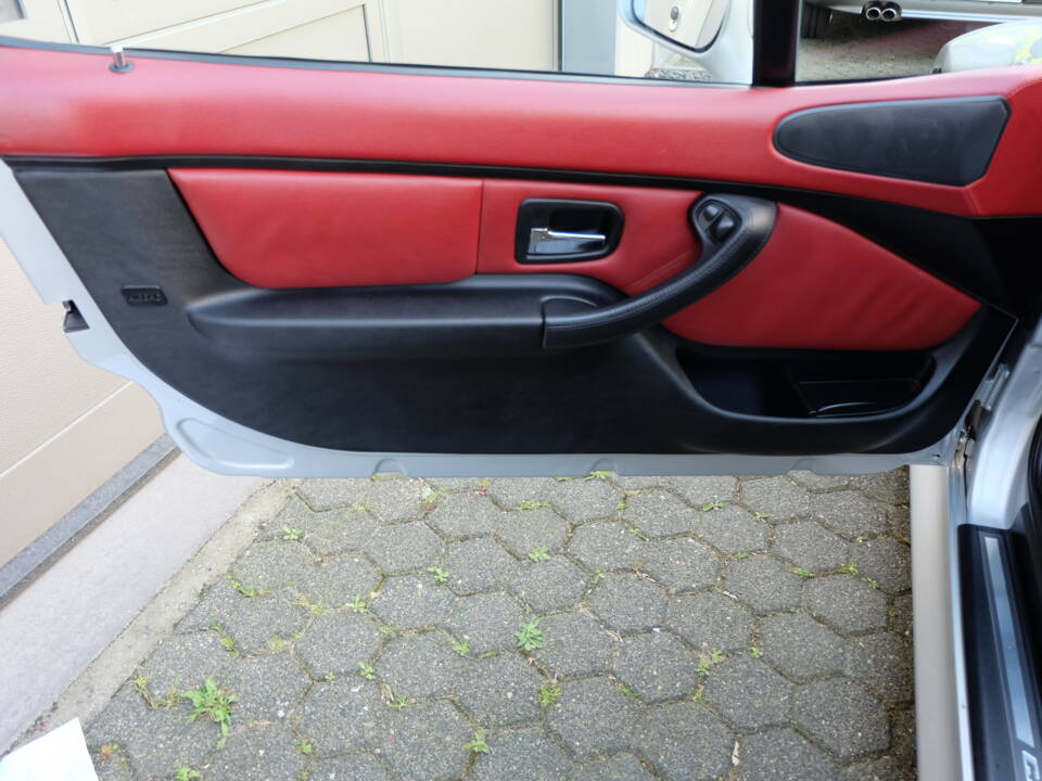 Image 32/60 of BMW Z3 Coupé 3.0 (2001)
