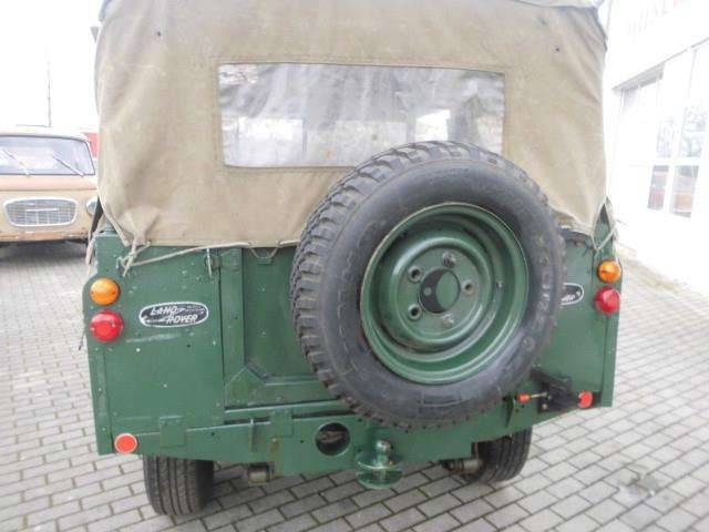Image 13/30 of Land Rover 88 (1960)
