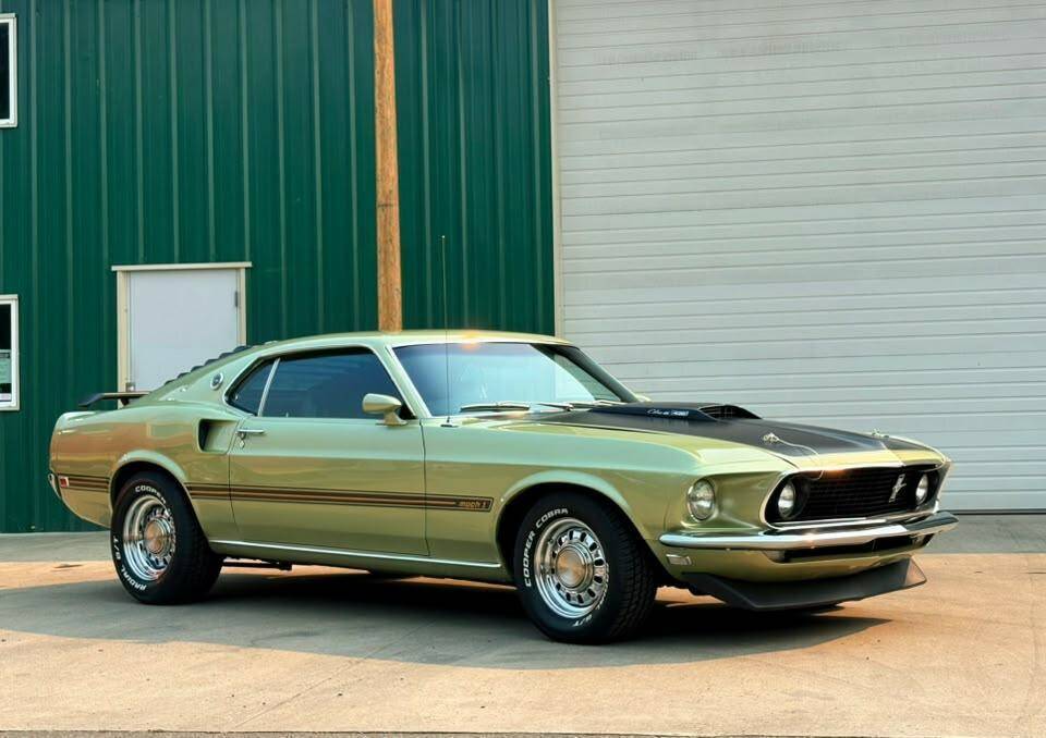 Image 11/50 of Ford Mustang Mach 1 (1969)