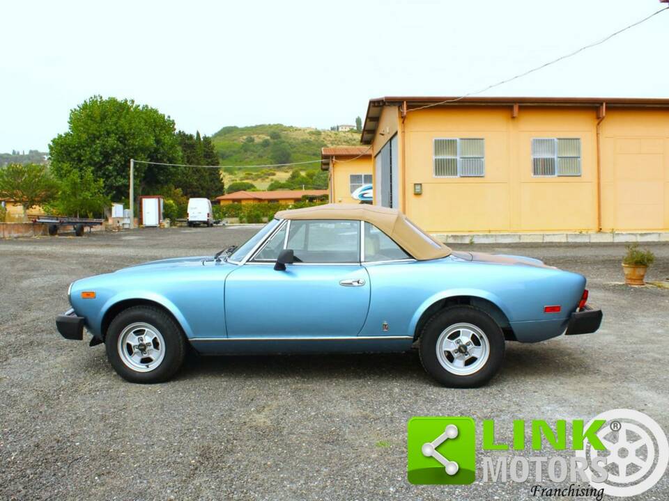 Imagen 2/10 de FIAT Spider 2000 (1980)