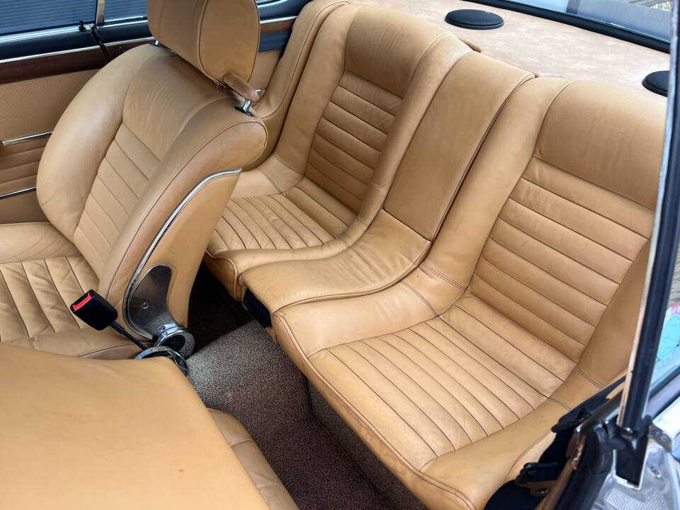 Image 9/28 of BMW 3.0 CS (1975)