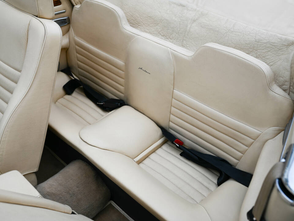 Image 37/45 of Jaguar XJ-S Convertible (1990)