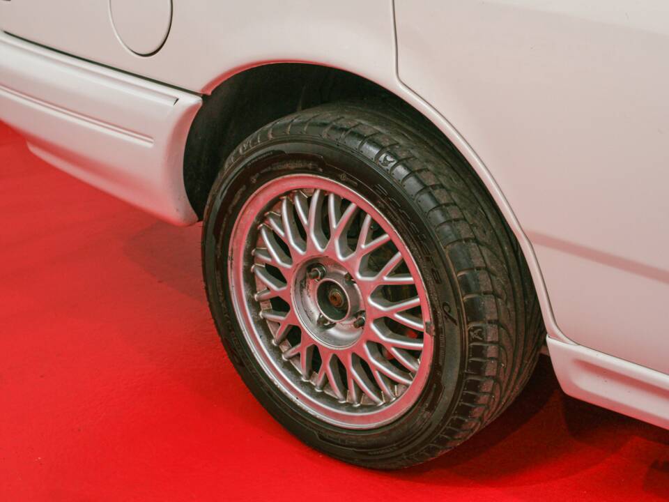 Afbeelding 4/37 van Ford Sierra Cosworth 4x4 (1991)