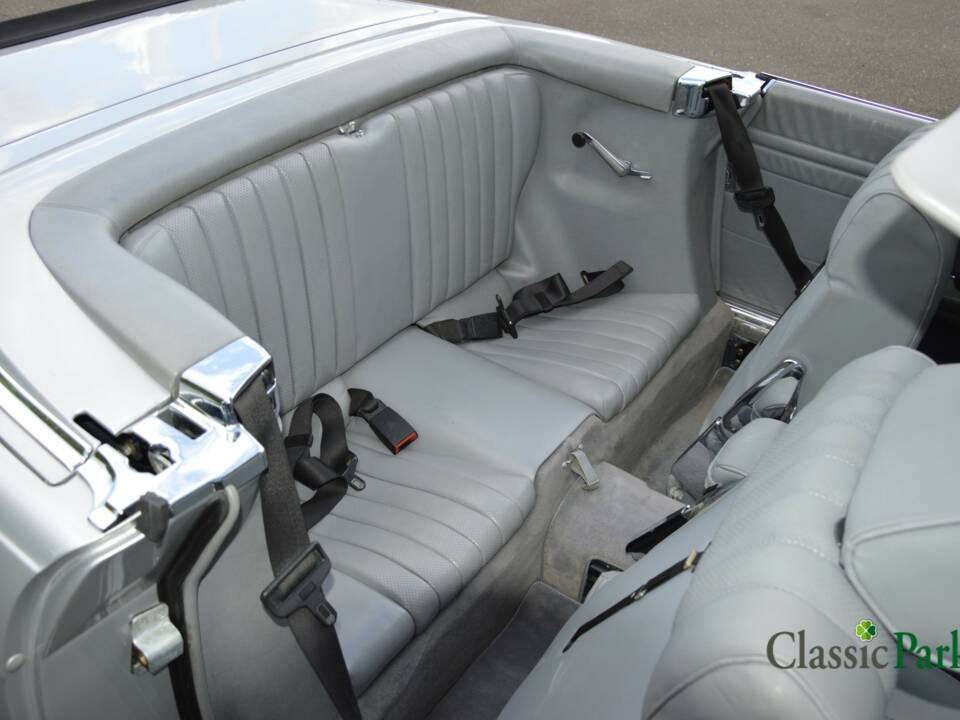Image 39/50 de Mercedes-Benz 500 SL (1985)