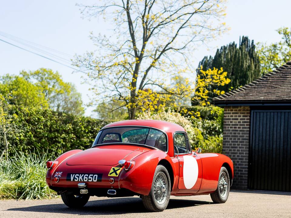 Image 9/50 de MG MGA 1500 (1957)
