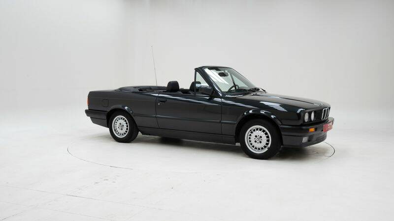 Bild 3/15 von BMW 318i (1992)