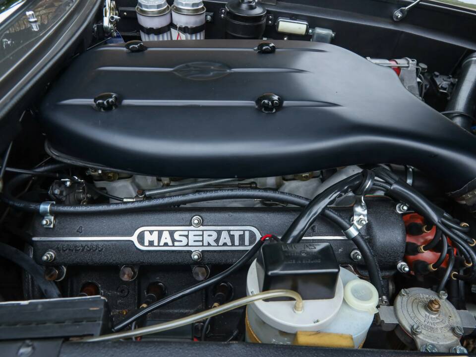 Image 35/50 of Maserati Ghibli Spyder (1969)