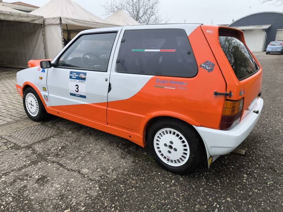 Image 6/9 de FIAT Uno 70 S (1985)