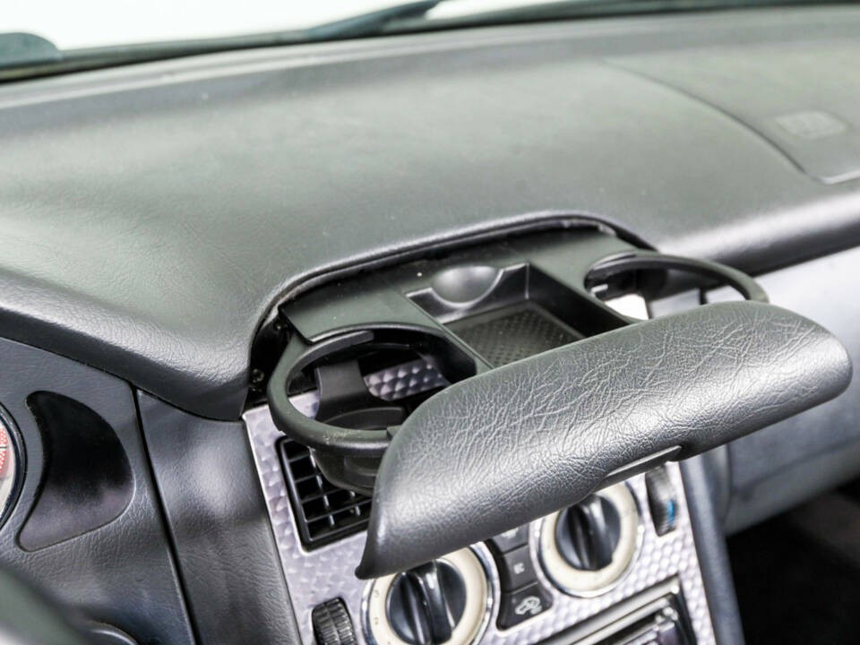 Image 24/50 of Mercedes-Benz SLK 200 Kompressor (2001)
