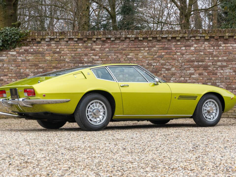 Image 42/50 of Maserati Ghibli (1970)