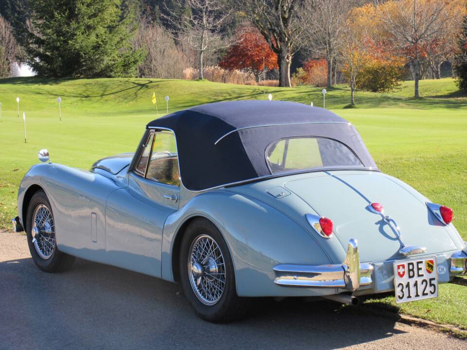 Image 7/22 of Jaguar XK 140 DHC (1954)