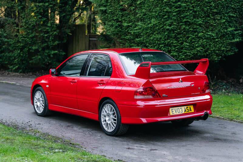 Image 4/50 of Mitsubishi Lancer Evolution FQ-300 (2003)