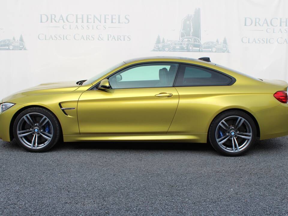 Image 2/98 of BMW M4 (2014)