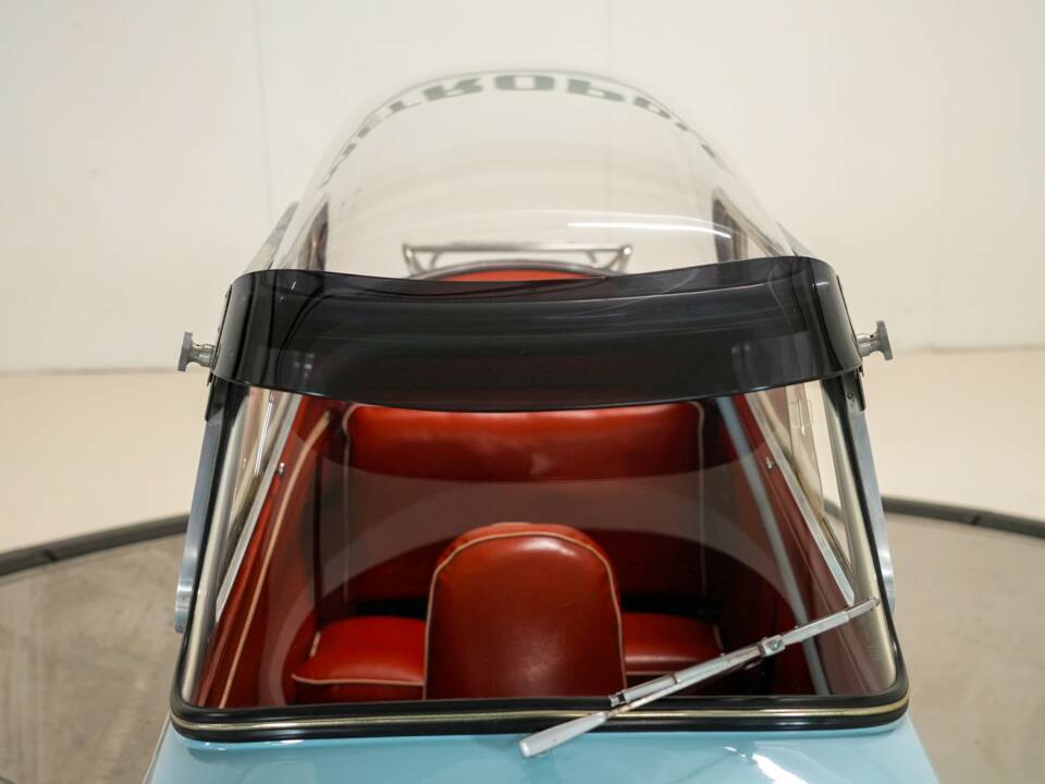 Image 17/27 of Messerschmitt / FMR KR 200 (1959)