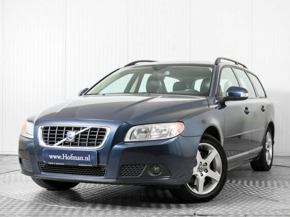 Imagen 3/46 de Volvo V70 D5 (2008)