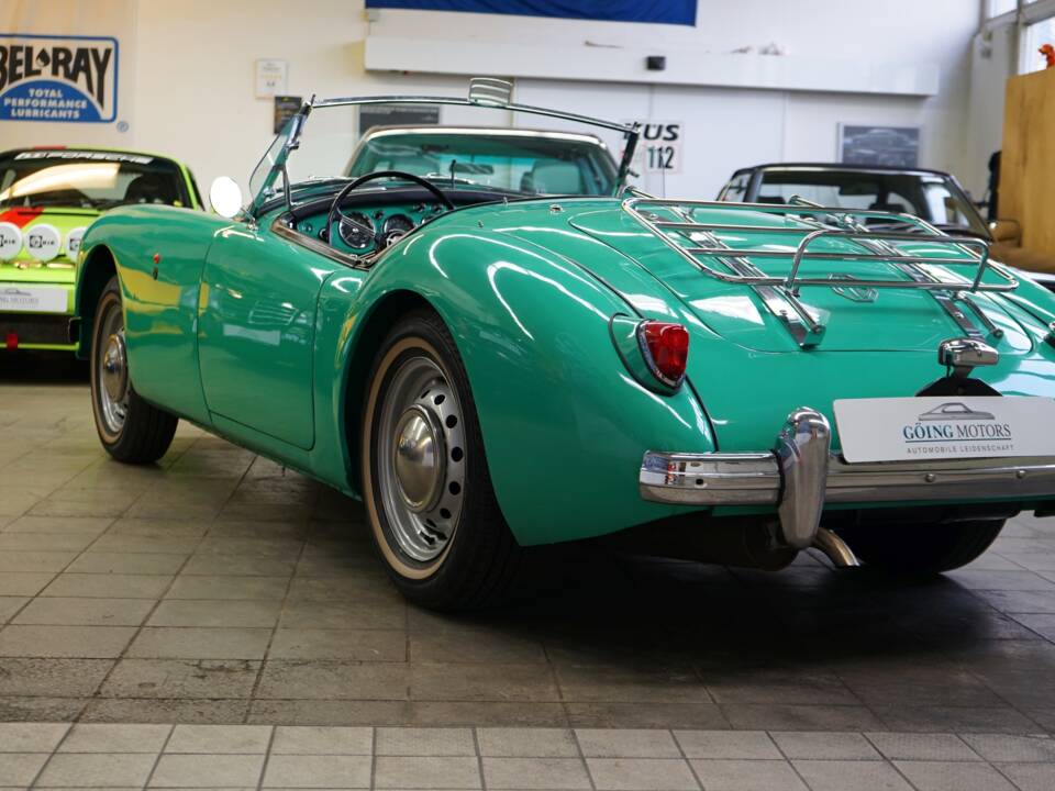 Image 11/39 de MG MGA 1500 (1958)