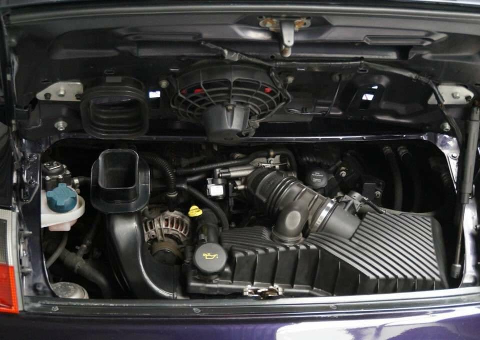 Bild 50/50 von Porsche 911 Carrera (1999)