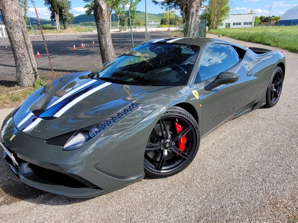 Bild 3/13 von Ferrari 458 Speciale (2015)