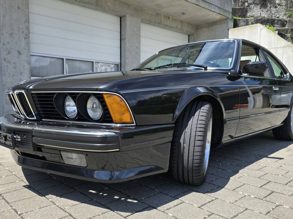 Bild 2/7 von BMW 635 CSi (1987)