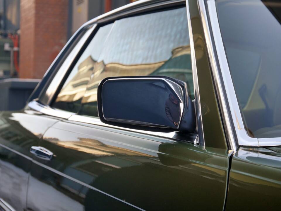 Afbeelding 18/41 van Mercedes-Benz 280 SLC (1977)