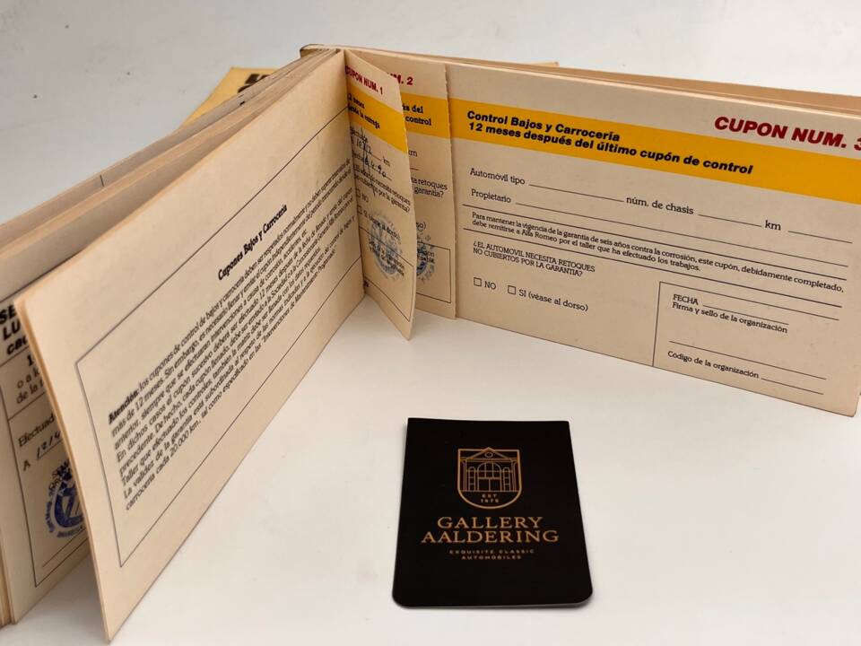 Bild 9/50 von Alfa Romeo 2.0 Spider QV (1987)