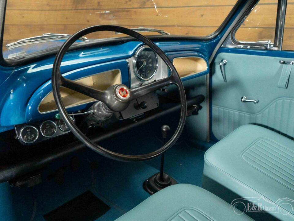 Image 17/19 of Morris Minor 1000 Traveller (1971)