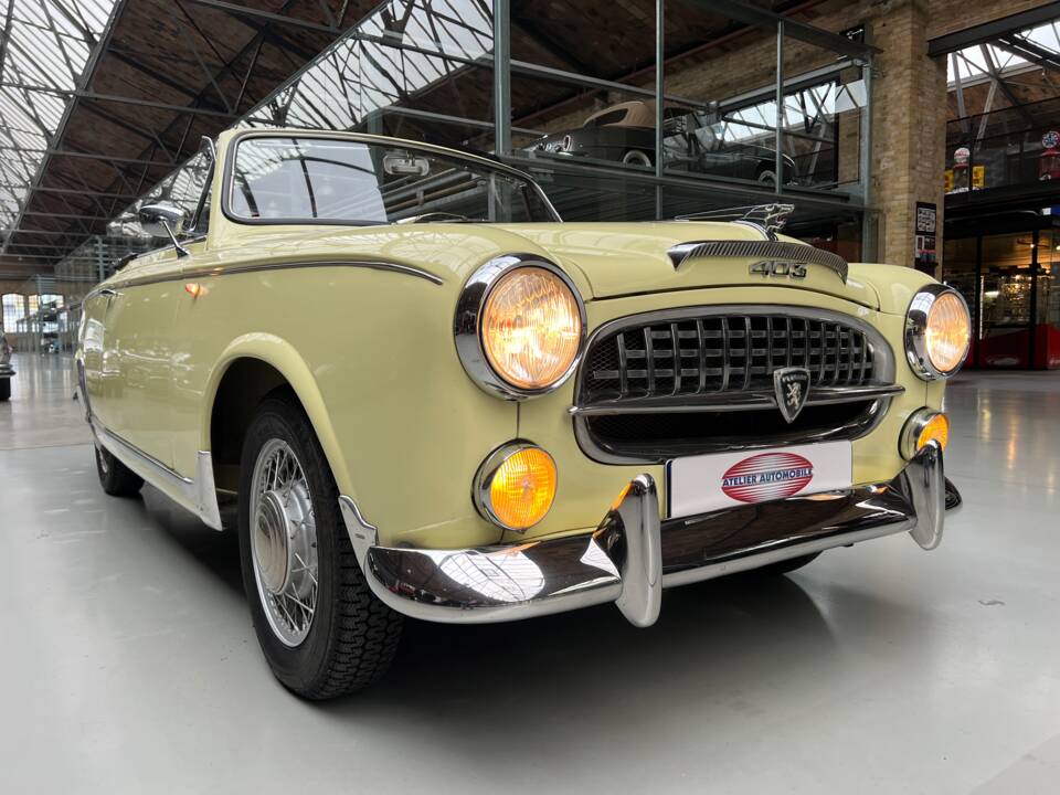 Bild 6/31 von Peugeot 403 Cabriolet (1957)