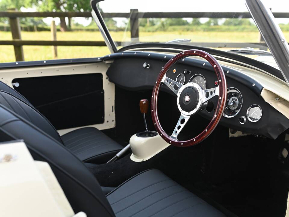 Image 10/20 of Austin-Healey Sprite Mk I (1961)