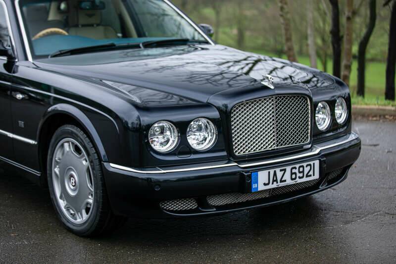 Image 8/50 of Bentley Arnage R (2006)
