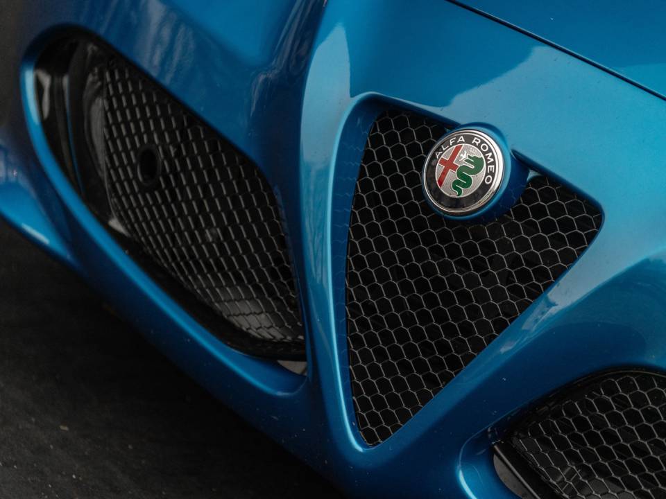 Image 24/50 of Alfa Romeo 4C Spider (2018)