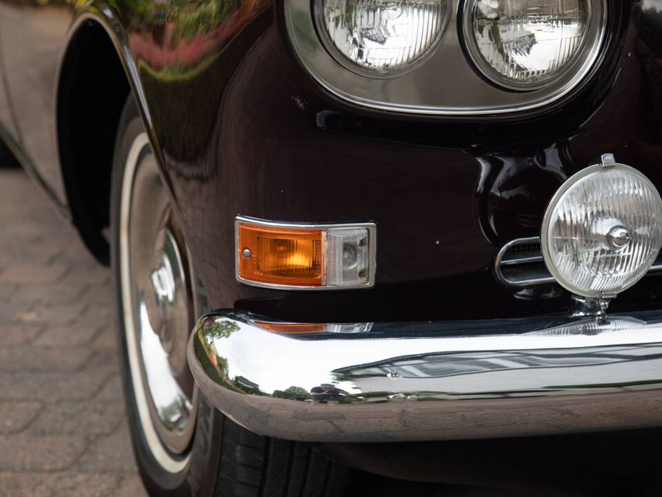 Image 46/50 of Rolls-Royce Silver Cloud III (1964)