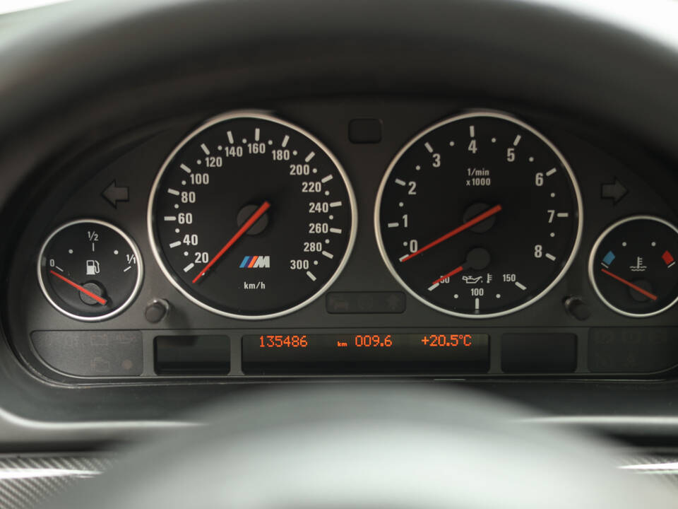 Bild 27/82 von BMW M5 (2000)
