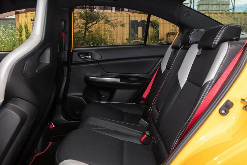 Afbeelding 35/50 van Subaru Impreza WRX STi (2015)