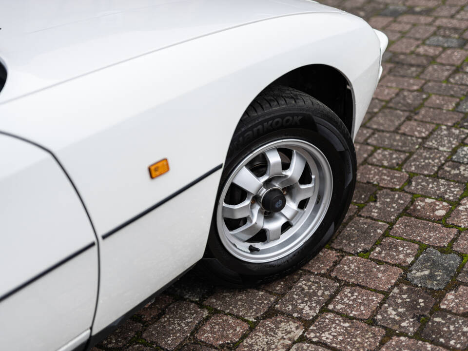 Bild 3/40 von Porsche 924 (1985)