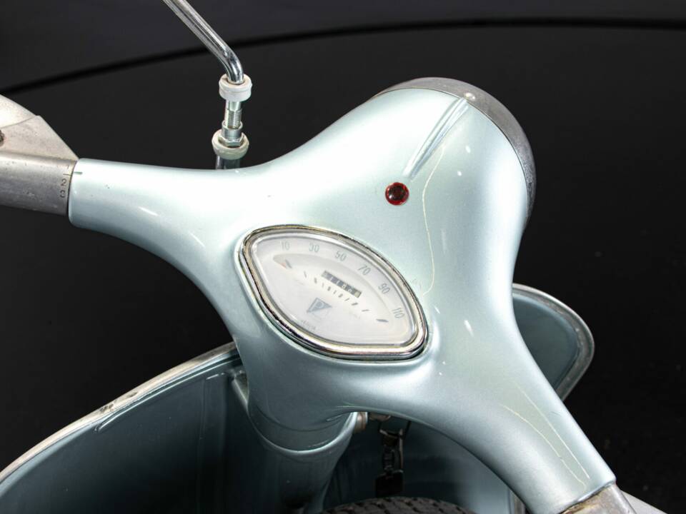 Bild 30/35 von Piaggio Vespa 150 (1960)