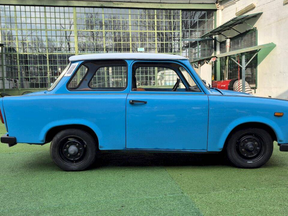 Image 10/45 of Trabant 601 (1966)