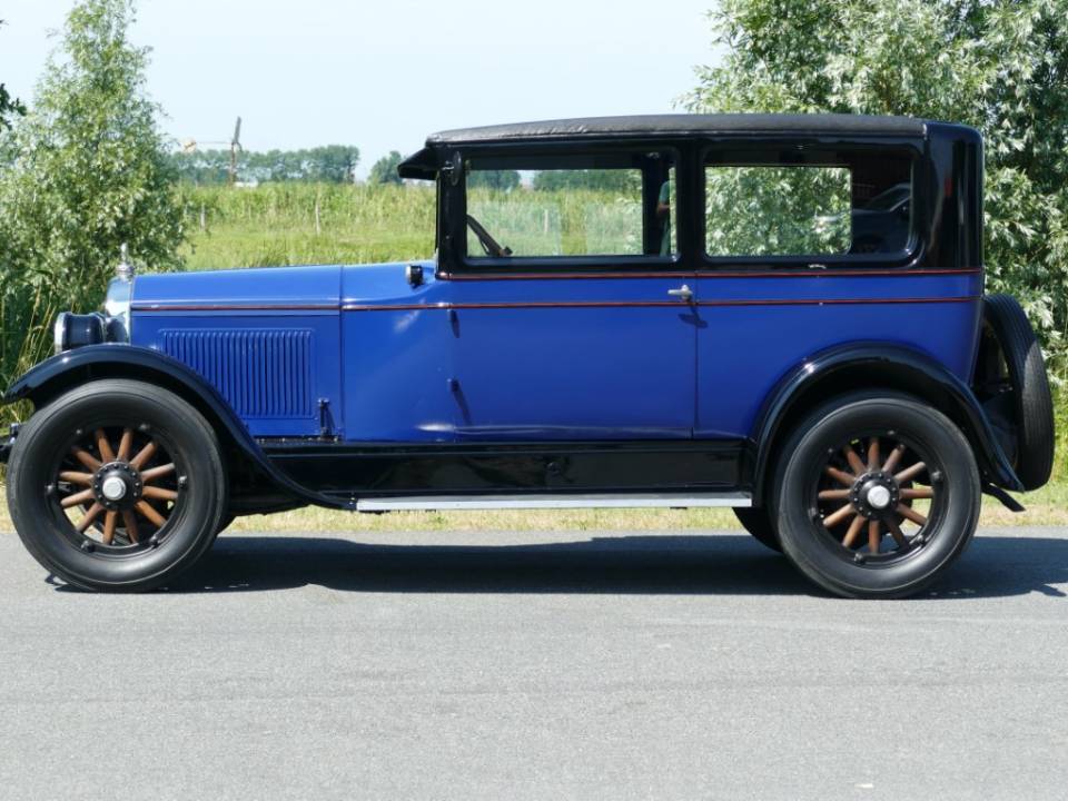 Image 11/16 of Buick Standard Six (1927)