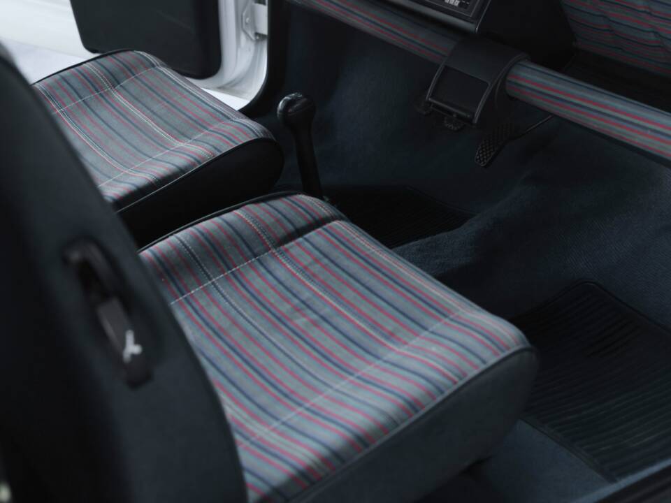 Bild 32/50 von FIAT Panda 4x4 1,0 (1990)