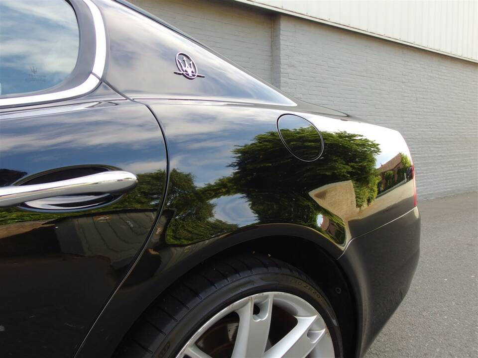 Bild 32/98 von Maserati Quattroporte S 4.7 (2010)