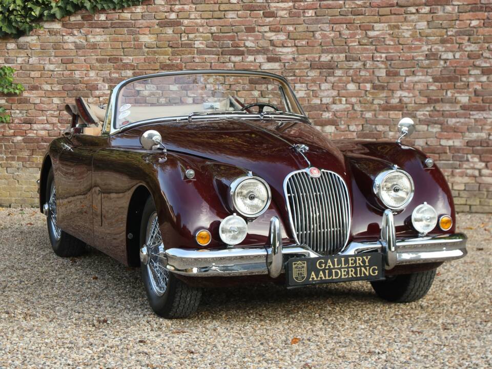Immagine 49/50 di Jaguar XK 150 SE DHC (1958)