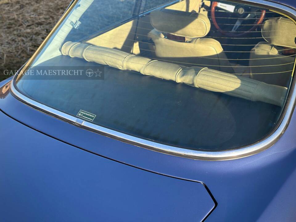 Afbeelding 31/99 van Alfa Romeo 2000 GT Veloce (1973)